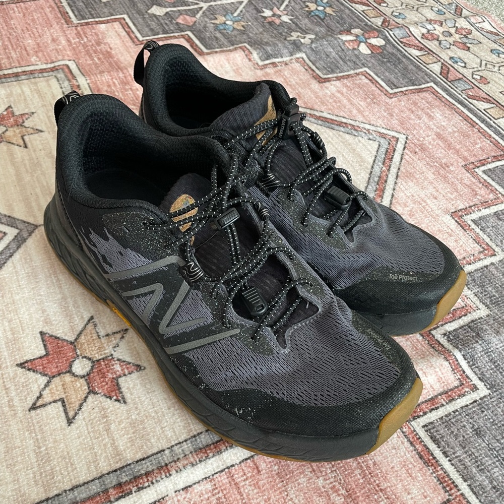 Black New Balance Sneakers